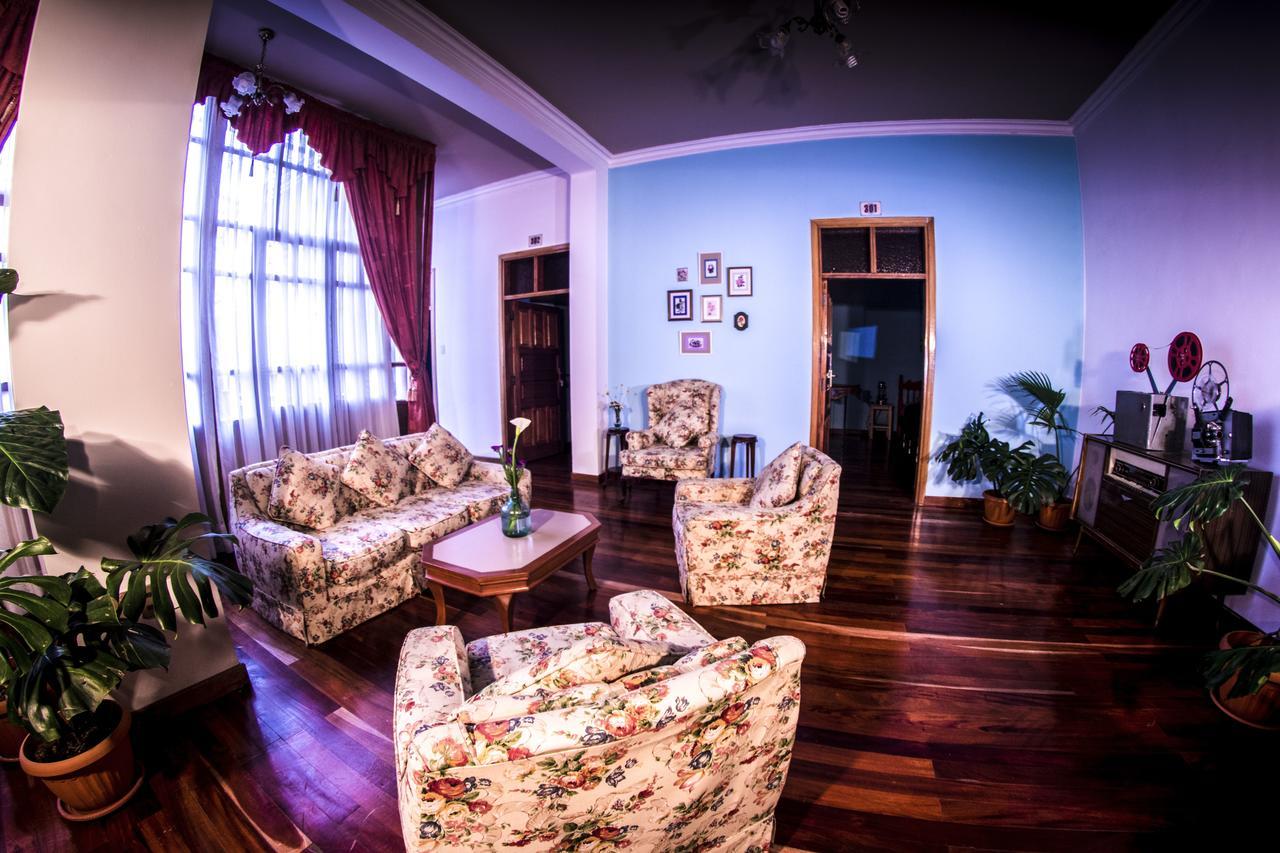 Acomodação com café da manhã  York Vintage 2*